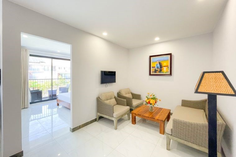 Family with Garden View